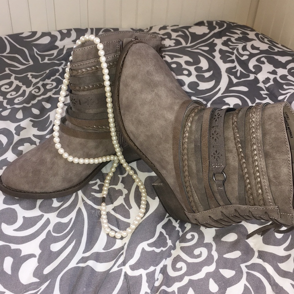 Never worn short boots!